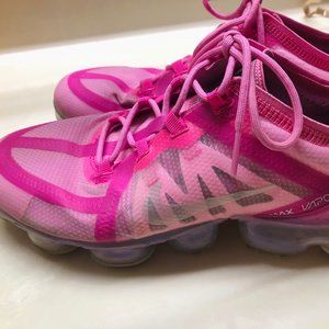 Hot Pink Nike Air VaporMax Sneakers/Running Shoes